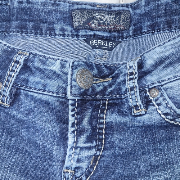 Silver Berkley Blue Denim Low Rise Straight Leg Jeans 28 - Picture 2 of 4